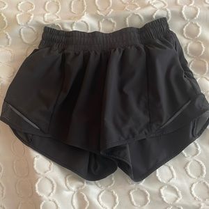 Lululemon Women’s Hotty Hot Shorts